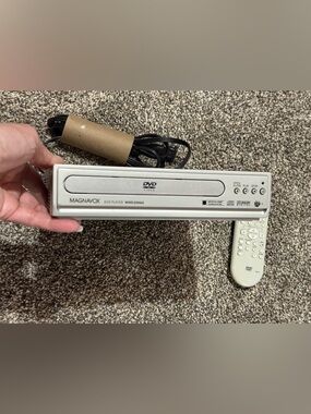 Magnavox DVD Player & remote